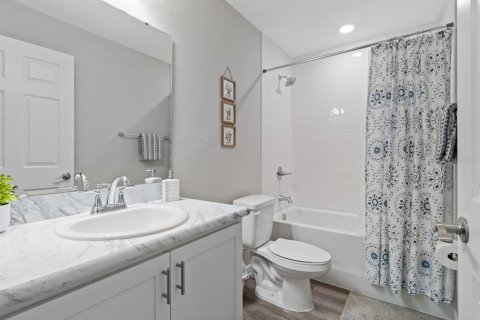 House in Davenport, Florida 3 bedrooms, 139.91 sq.m. № 1912719 - photo 27