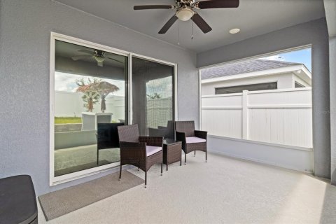 House in Davenport, Florida 3 bedrooms, 139.91 sq.m. № 1912719 - photo 16