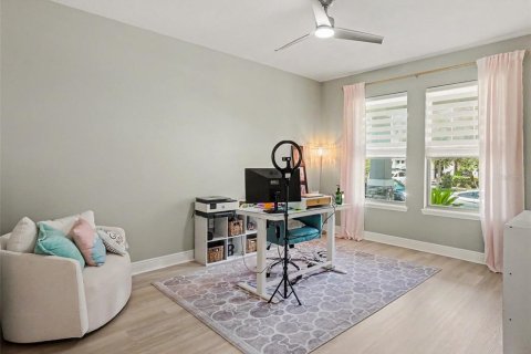 House in Winter Garden, Florida 4 bedrooms, 263.84 sq.m. № 2231636 - photo 13