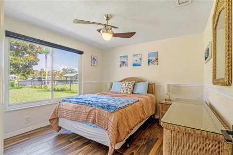 House in Ormond Beach, Florida 3 bedrooms, 156.73 sq.m. № 2238185 - photo 25