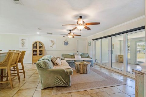 House in Ormond Beach, Florida 3 bedrooms, 156.73 sq.m. № 2238185 - photo 12
