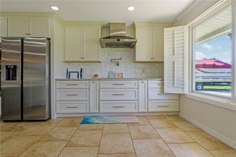 House in Ormond Beach, Florida 3 bedrooms, 156.73 sq.m. № 2238185 - photo 8