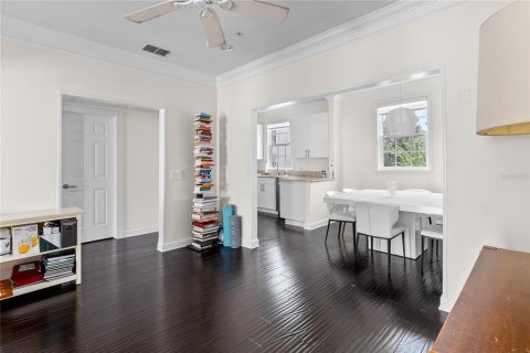Adosado en venta en Kissimmee, Florida, 3 dormitorios, 194.26 m2 № 1910086 - foto 11