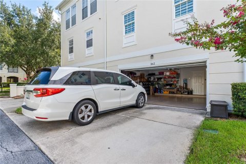 Adosado en venta en Kissimmee, Florida, 3 dormitorios, 194.26 m2 № 1910086 - foto 30