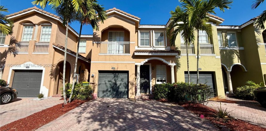 Villa ou maison à Homestead, Floride 4 chambres, 158.31 m2 № 2010143