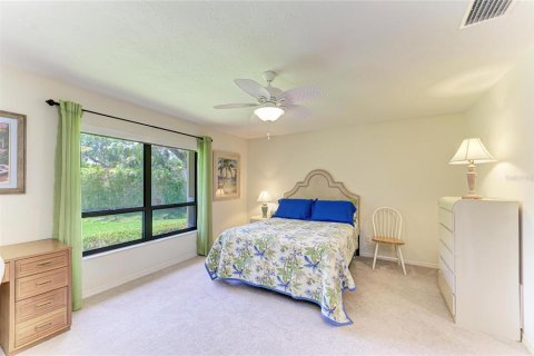House in Sarasota, Florida 3 bedrooms, 184.88 sq.m. № 2218468 - photo 18
