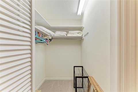 House in Sarasota, Florida 3 bedrooms, 184.88 sq.m. № 2218468 - photo 23