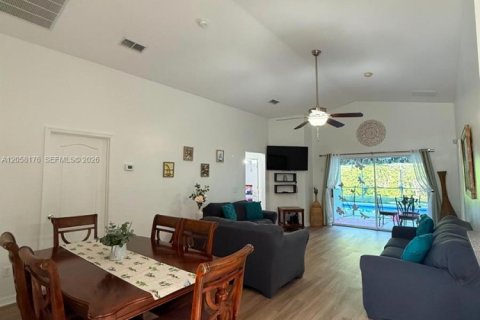 House in Davenport, Florida 5 bedrooms № 2248952 - photo 5