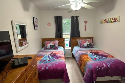 House in Davenport, Florida 5 bedrooms № 2248952 - photo 11
