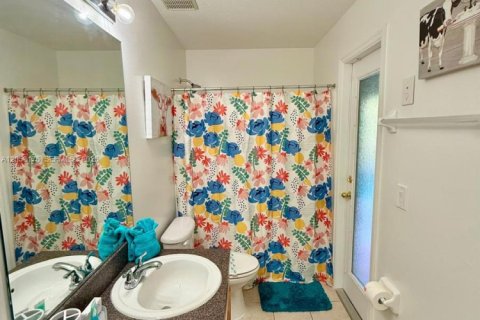 House in Davenport, Florida 5 bedrooms № 2248952 - photo 17