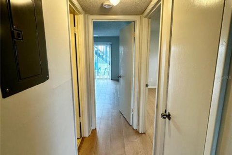 Appartement à louer à Orlando, Floride: 2 chambres, 86.49 m2 № 2430908 - photo 10