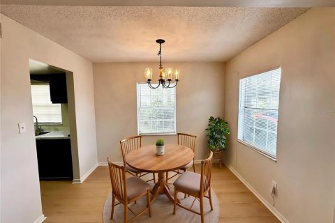 Appartement à louer à Orlando, Floride: 2 chambres, 86.49 m2 № 2430908 - photo 3