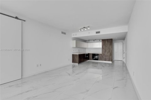 Copropriété à louer à Miami, Floride: 3 chambres, 141.77 m2 № 2008152 - photo 19