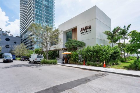 Copropriété à louer à Miami, Floride: 3 chambres, 141.77 m2 № 2008152 - photo 5