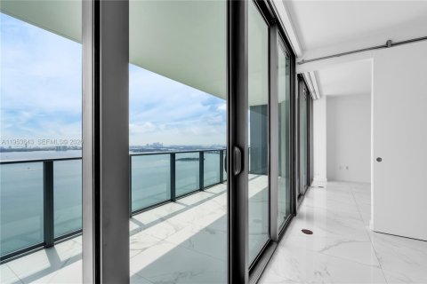 Copropriété à louer à Miami, Floride: 3 chambres, 141.77 m2 № 2008152 - photo 18