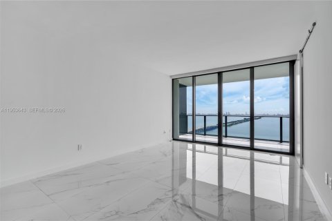 Copropriété à louer à Miami, Floride: 3 chambres, 141.77 m2 № 2008152 - photo 16