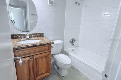 Condominio en alquiler en Orlando, Florida, 2 dormitorios, 90.67 m2 № 2101525 - foto 13