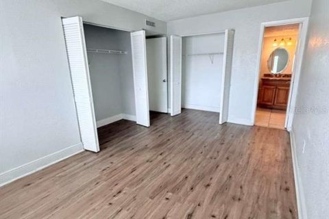 Condominio en alquiler en Orlando, Florida, 2 dormitorios, 90.67 m2 № 2101525 - foto 17