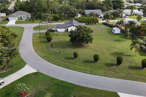 Terreno en venta en Port St. Lucie, Florida № 1875448 - foto 3