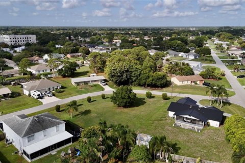 Terreno en venta en Port St. Lucie, Florida № 1875448 - foto 7