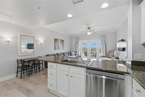 Copropriété à vendre à Four Corners, Floride: 3 chambres, 124.86 m2 № 2377773 - photo 7