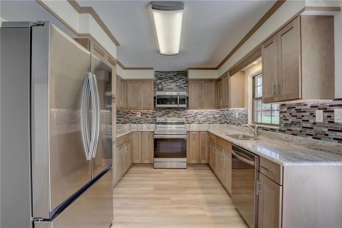 Immobilier commercial à vendre à Inverness, Floride: 141.21 m2 № 1755242 - photo 2