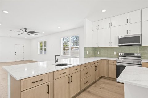 Casa en venta en Tampa, Florida, 3 dormitorios, 199.09 m2 № 1534056 - foto 23