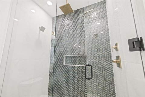 Casa en venta en Tampa, Florida, 3 dormitorios, 199.09 m2 № 1534056 - foto 30