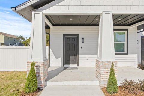 Casa en venta en Tampa, Florida, 3 dormitorios, 199.09 m2 № 1534056 - foto 6