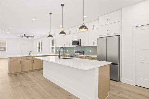 Casa en venta en Tampa, Florida, 3 dormitorios, 199.09 m2 № 1534056 - foto 18