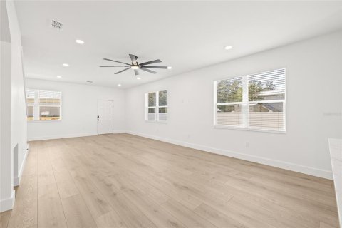 Casa en venta en Tampa, Florida, 3 dormitorios, 199.09 m2 № 1534056 - foto 11