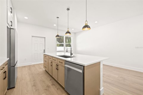 Casa en venta en Tampa, Florida, 3 dormitorios, 199.09 m2 № 1534056 - foto 21