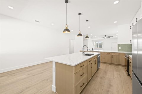 Casa en venta en Tampa, Florida, 3 dormitorios, 199.09 m2 № 1534056 - foto 19