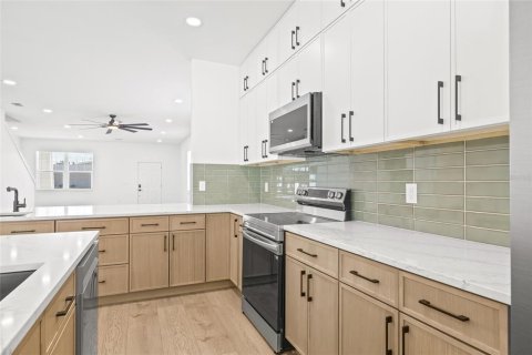 Casa en venta en Tampa, Florida, 3 dormitorios, 199.09 m2 № 1534056 - foto 20
