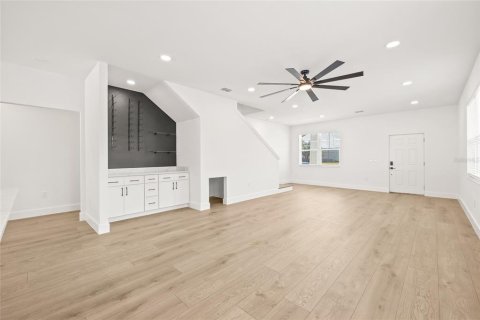 Casa en venta en Tampa, Florida, 3 dormitorios, 199.09 m2 № 1534056 - foto 10