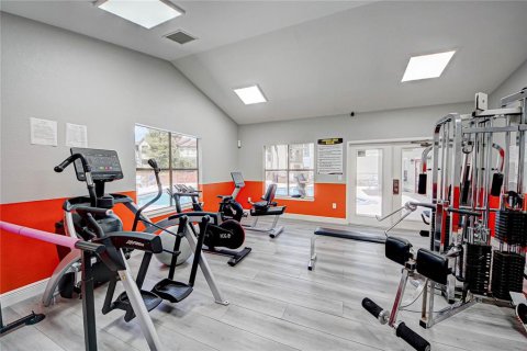 Купить кондоминиум в Киссимми, Флорида 7 комнат, 87.05м2, № 1907459 - фото 28