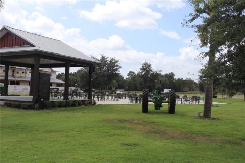 House in Newberry, Florida 3 bedrooms, 180.23 sq.m. № 1901437 - photo 27