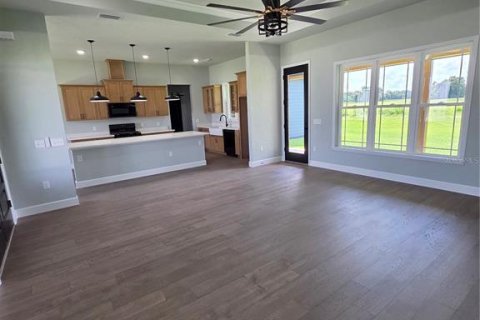 House in Newberry, Florida 3 bedrooms, 180.23 sq.m. № 1901437 - photo 11