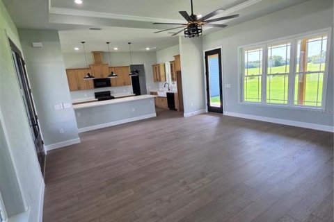 House in Newberry, Florida 3 bedrooms, 180.23 sq.m. № 1901437 - photo 12