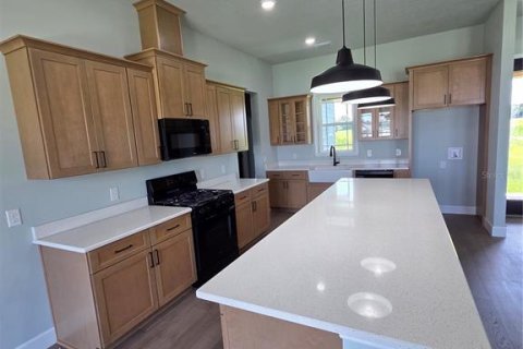 House in Newberry, Florida 3 bedrooms, 180.23 sq.m. № 1901437 - photo 5
