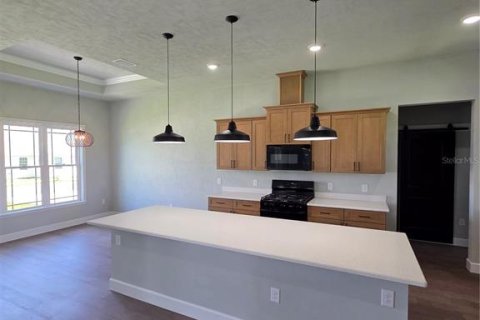 House in Newberry, Florida 3 bedrooms, 180.23 sq.m. № 1901437 - photo 8