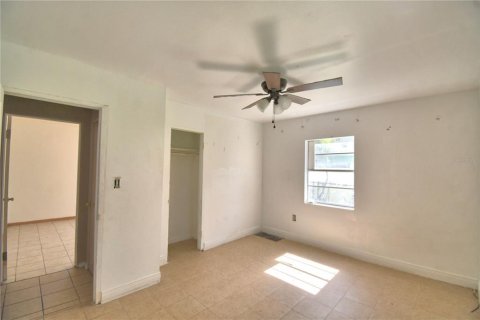 House in Lake Wales, Florida 2 bedrooms, 74.88 sq.m. № 2210161 - photo 8