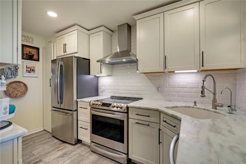 Condo in Saint Augustine, Florida, 1 bedroom № 2196849 - photo 5