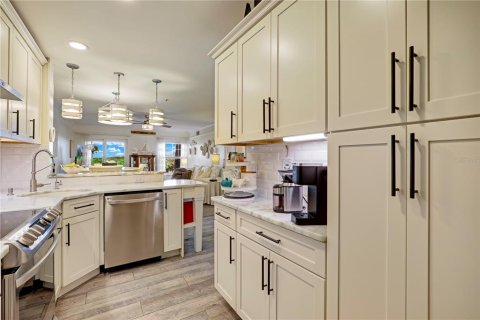 Condo in Saint Augustine, Florida, 1 bedroom № 2196849 - photo 18