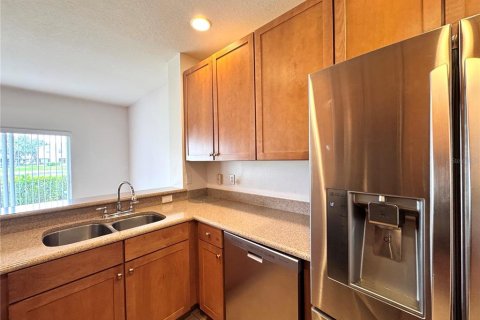 Touwnhouse à louer à Orlando, Floride: 2 chambres, 111.67 m2 № 2167089 - photo 9