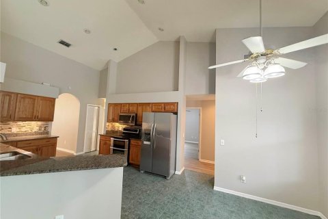 Villa ou maison à vendre à Valrico, Floride: 4 chambres, 211.91 m2 № 2314725 - photo 6