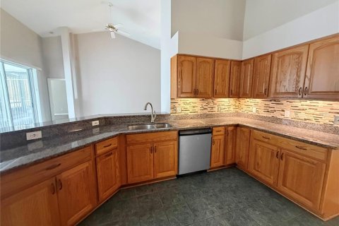 Villa ou maison à vendre à Valrico, Floride: 4 chambres, 211.91 m2 № 2314725 - photo 8