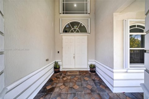 House in Cutler Bay, Florida 4 bedrooms, 272.58 sq.m. № 2030290 - photo 7