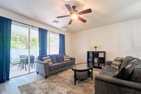 Touwnhouse à vendre à Riverview, Floride: 3 chambres, 152.73 m2 № 2237506 - photo 3