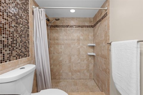 Condo in Tampa, Florida, 2 bedrooms  № 2099427 - photo 15